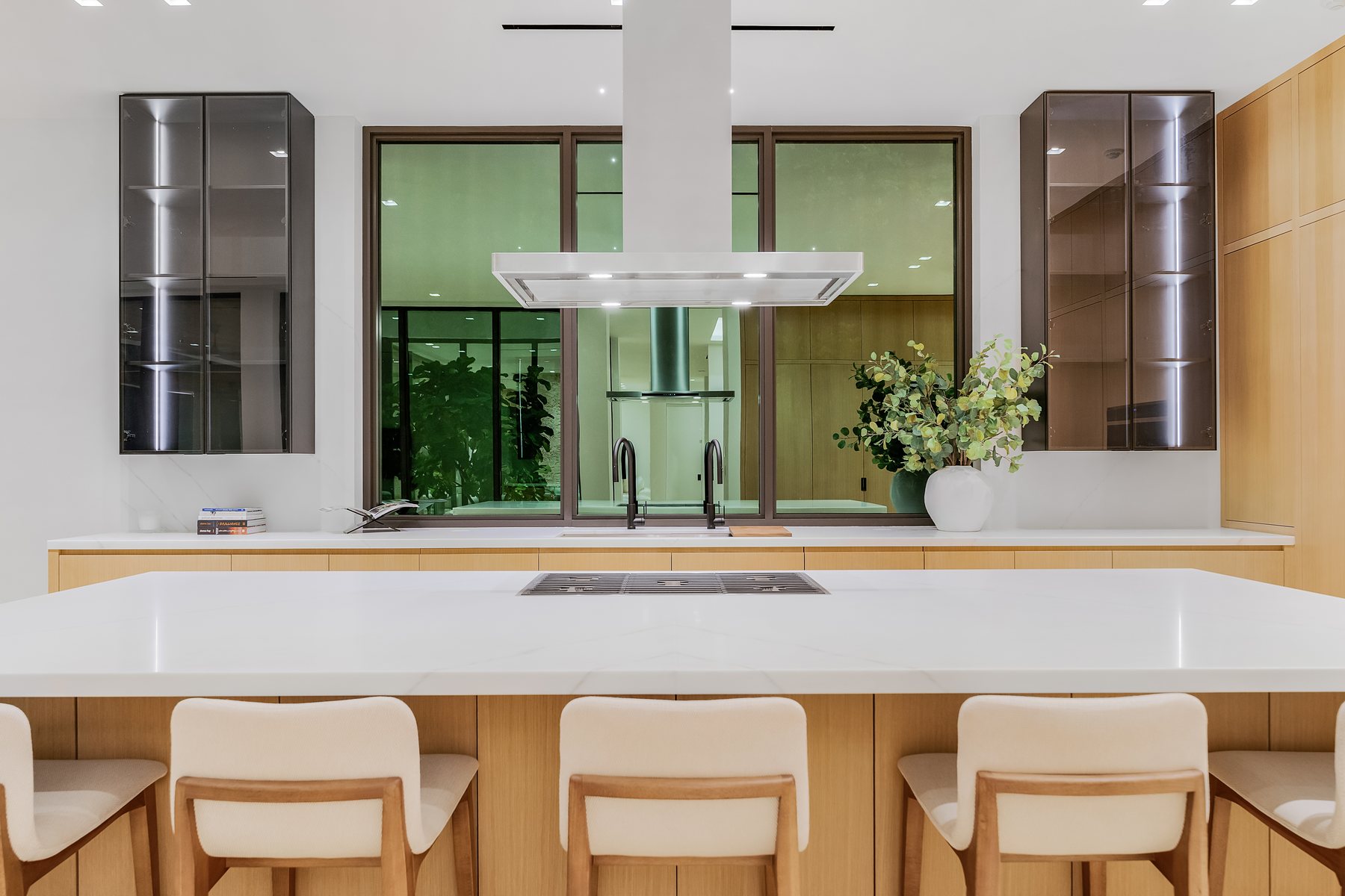 Residential kitchen photographed by Zu Group